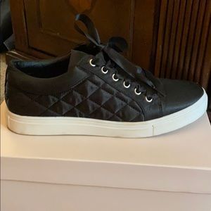 Just Fab black lace up